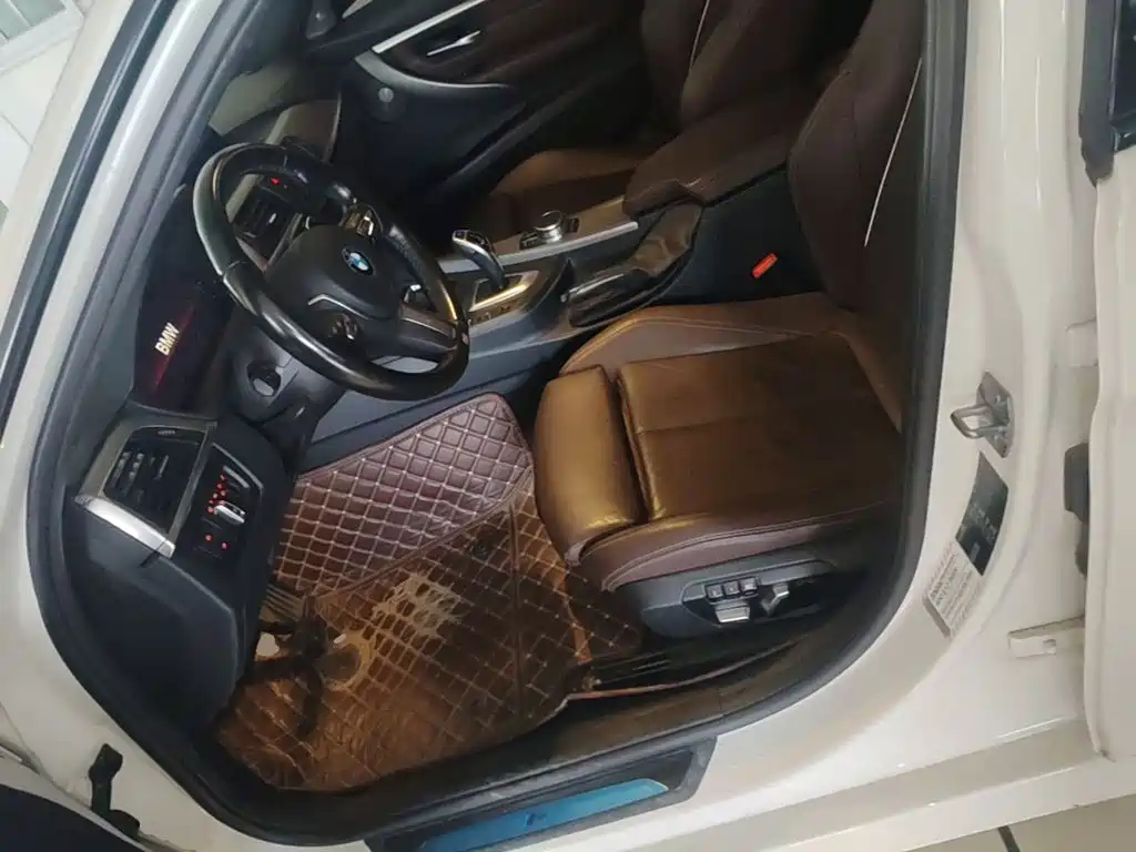 BMW 3 Series — миниатюра 15