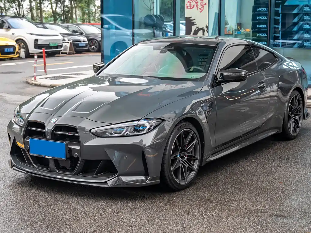 BMW M4