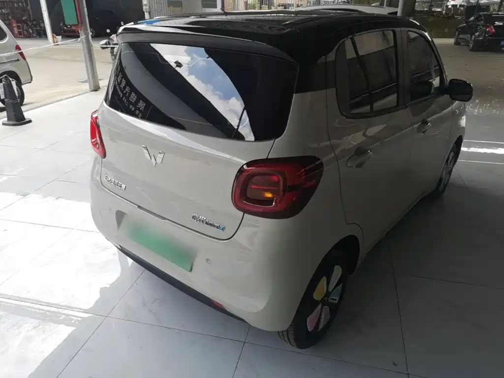 Wuling MINIEV — миниатюра 7