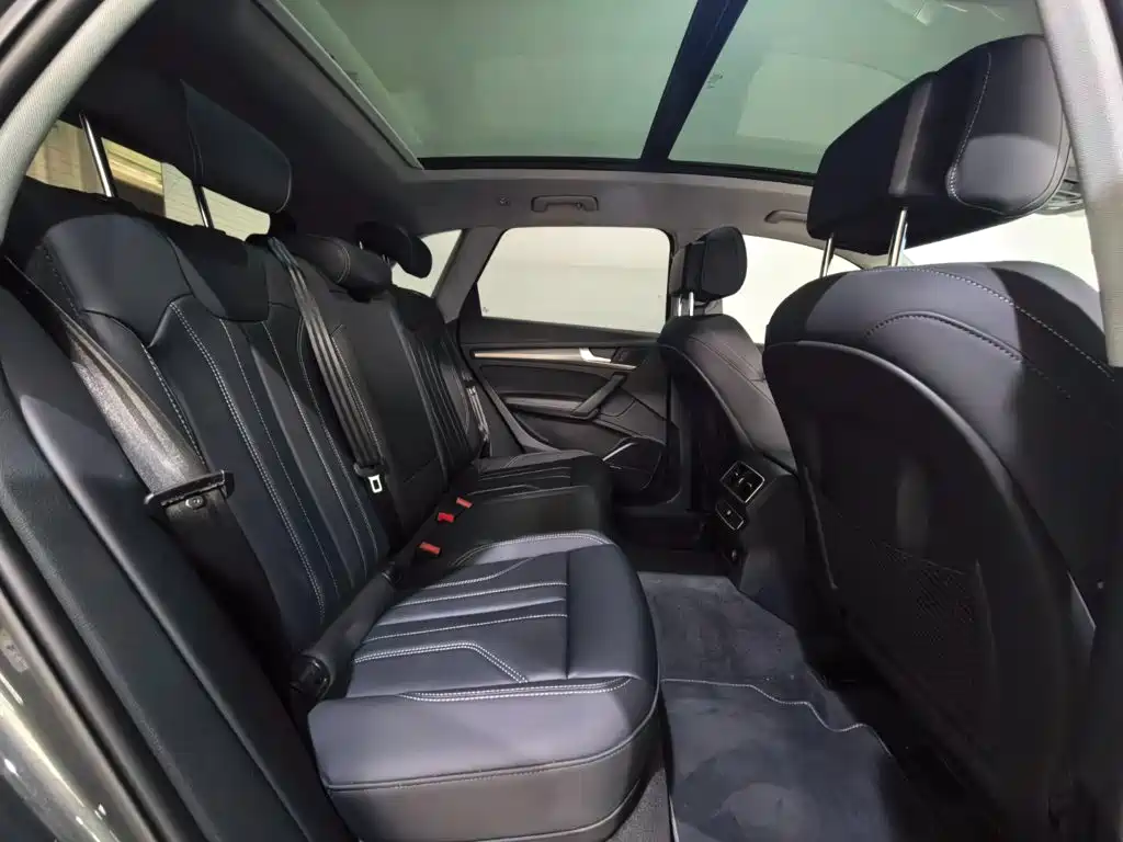 Audi Q5L — миниатюра 13