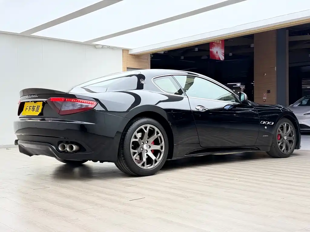 Maserati GranTurismo 2007 4.2L Standard