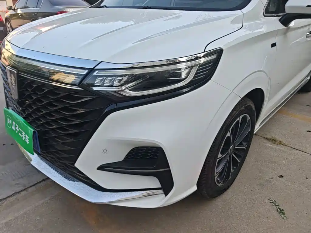 Roewe iMAX8 — миниатюра 24