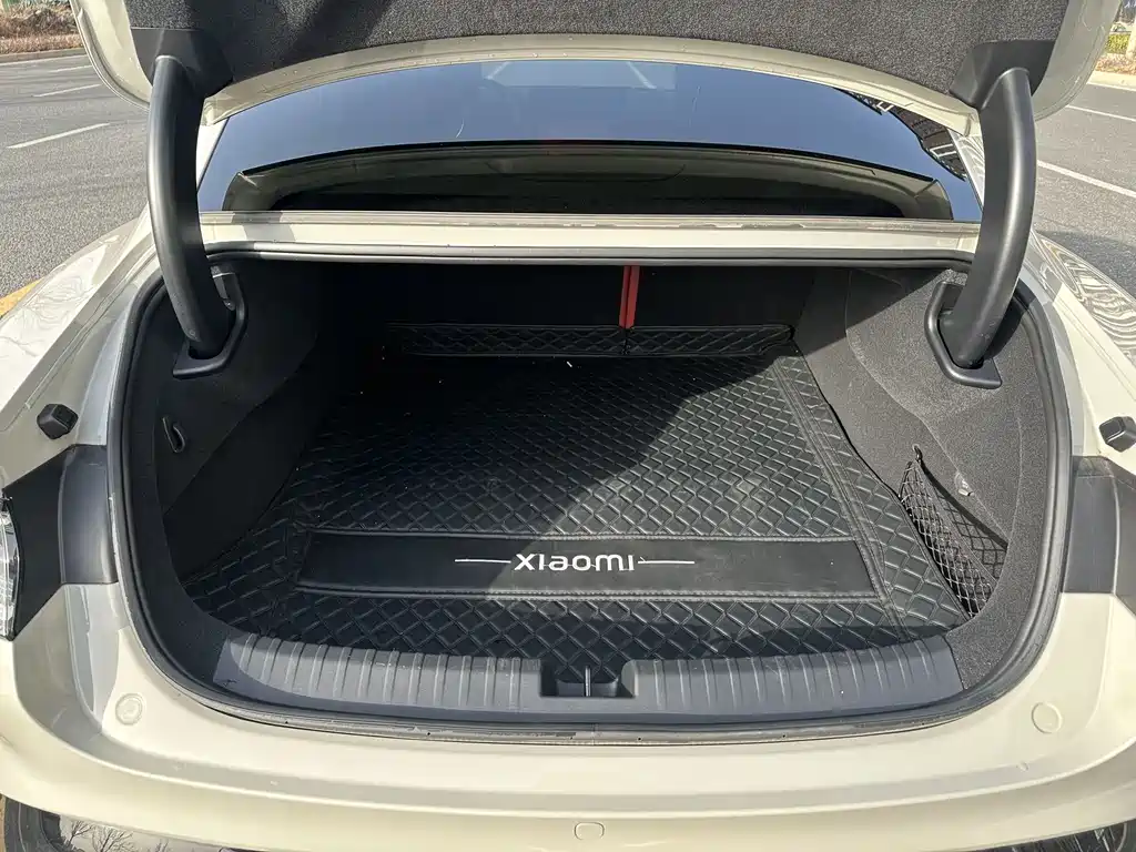 XIAOMI CAR XIAOMI SU7