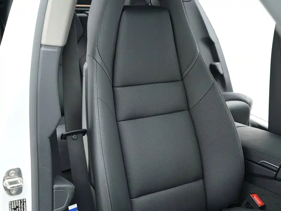 Porsche Panamera — миниатюра 21