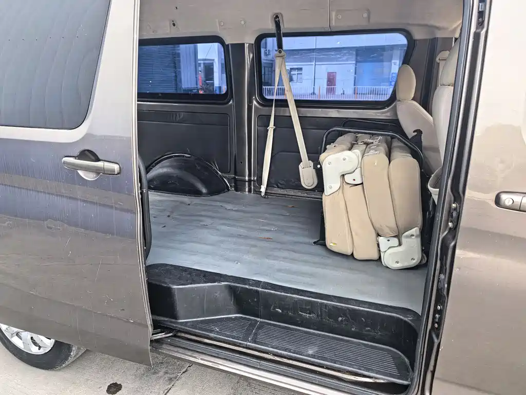 CHANGAN CHANGAN RUIXING M90