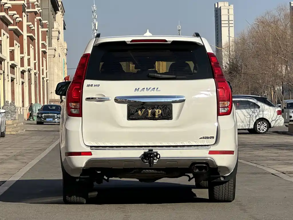 Haval H9 2015 2.0T Luxury 7 мест