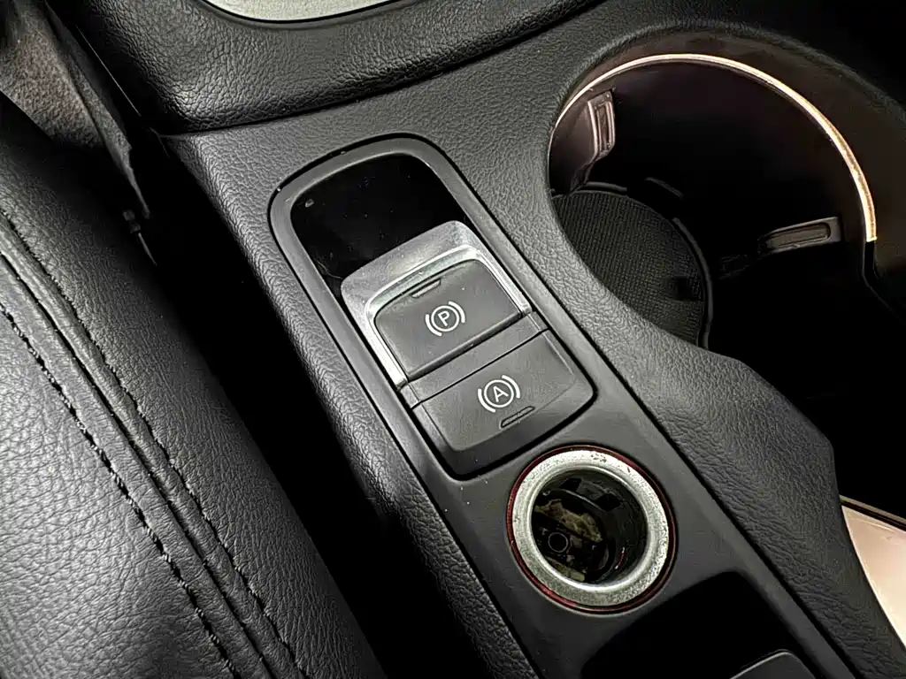 Audi Q3 — миниатюра 15
