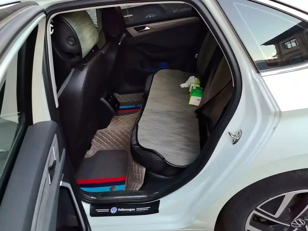 Volkswagen Sagitar — миниатюра 13