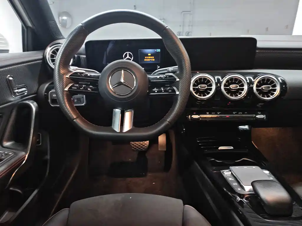 Mercedes-Benz A-Class — миниатюра 5