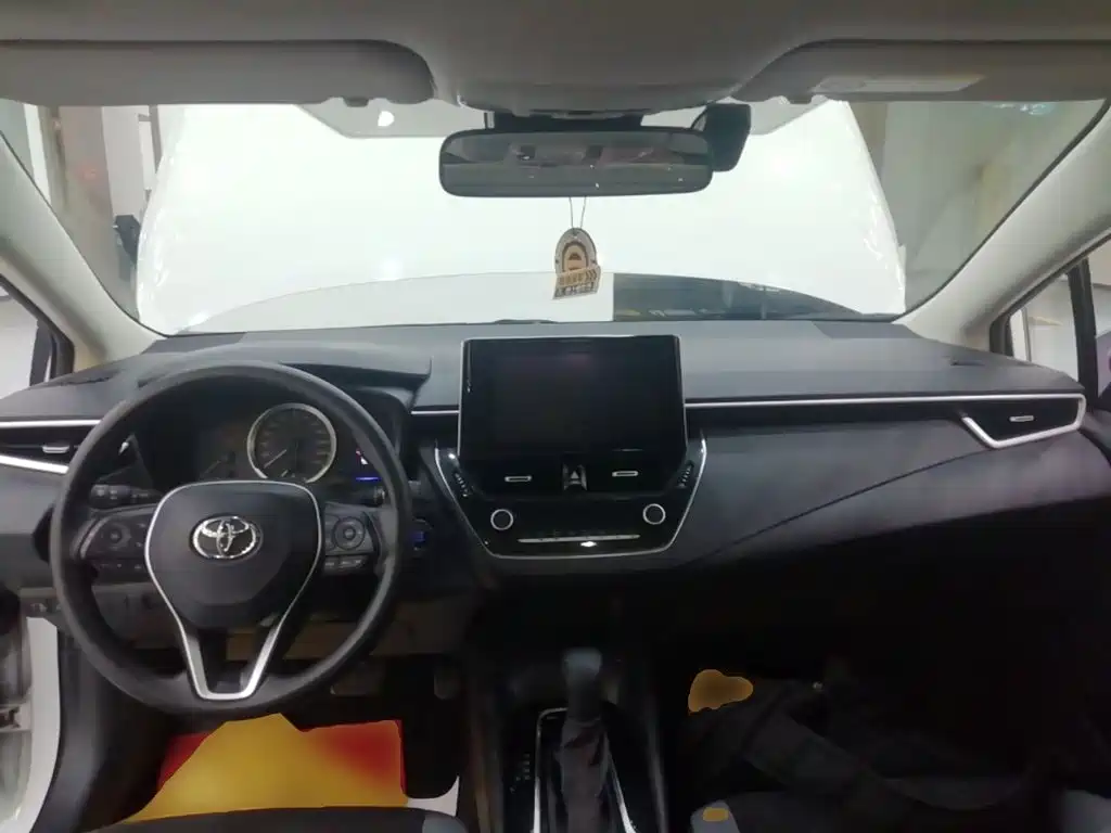 Toyota Corolla — миниатюра 10