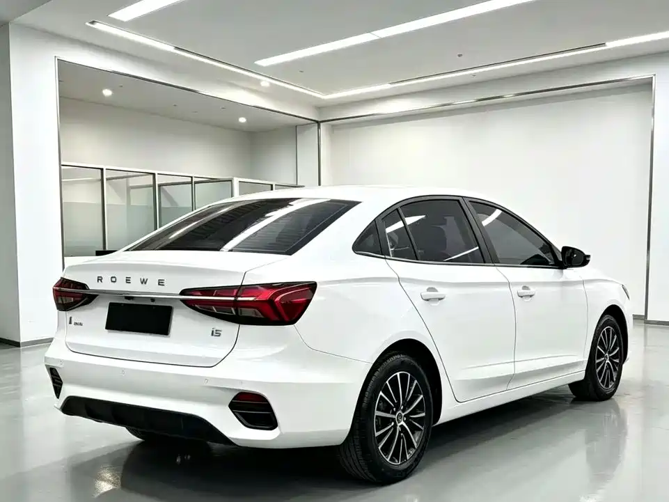 Roewe i5 — миниатюра 9