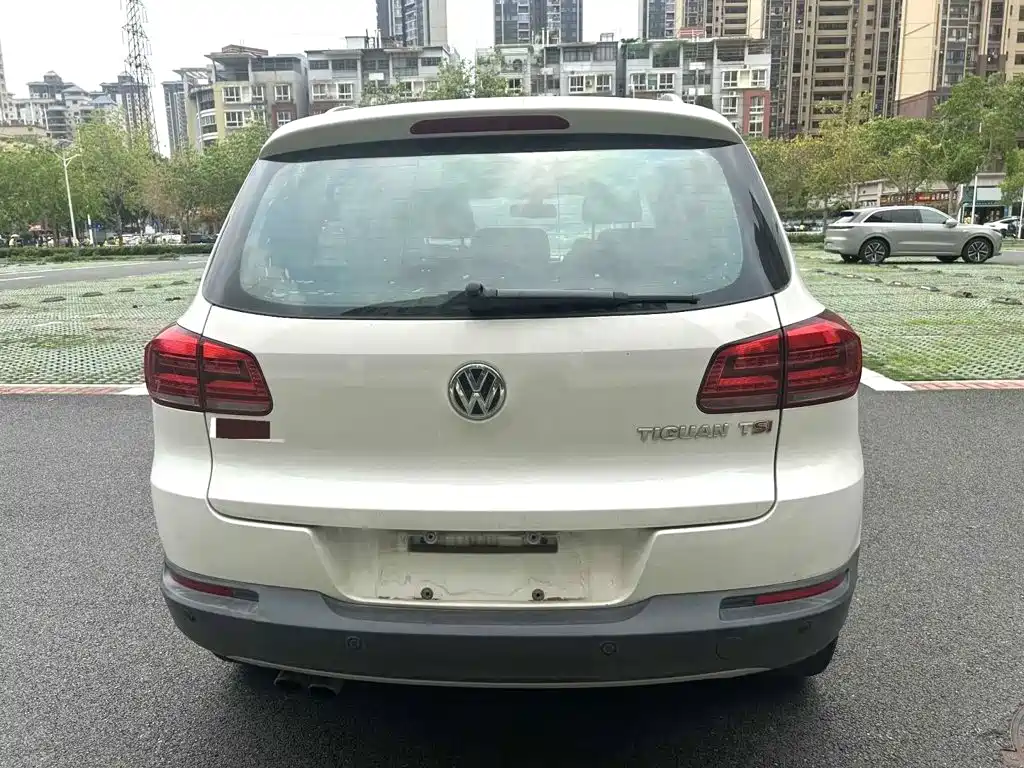 Volkswagen Tiguan — миниатюра 8