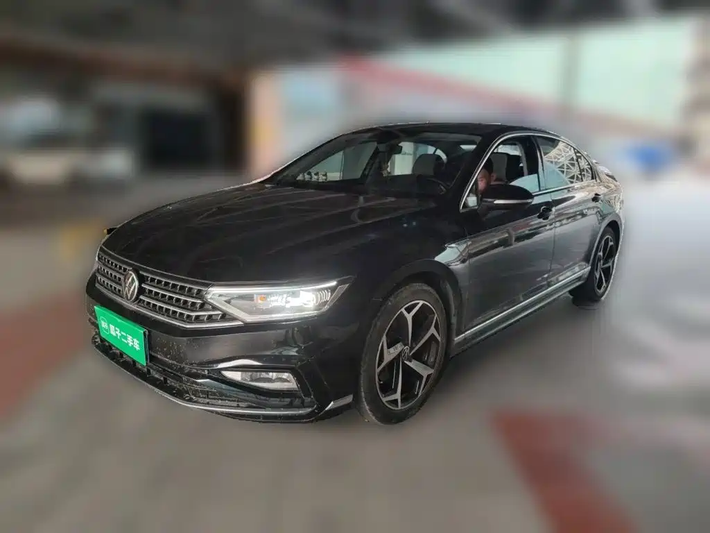 迈腾 2023款 200万辆纪念版 330TSI DSG豪华型 2024