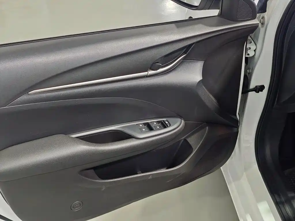 Buick Excelle — миниатюра 7