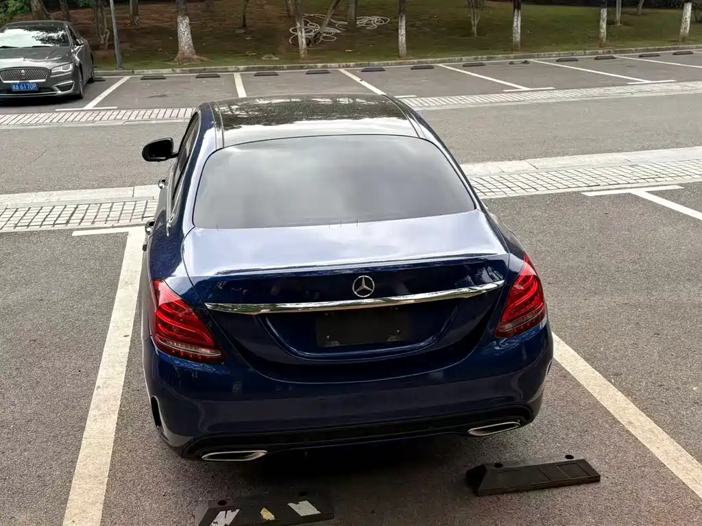 Mercedes-Benz C-Class — миниатюра 13