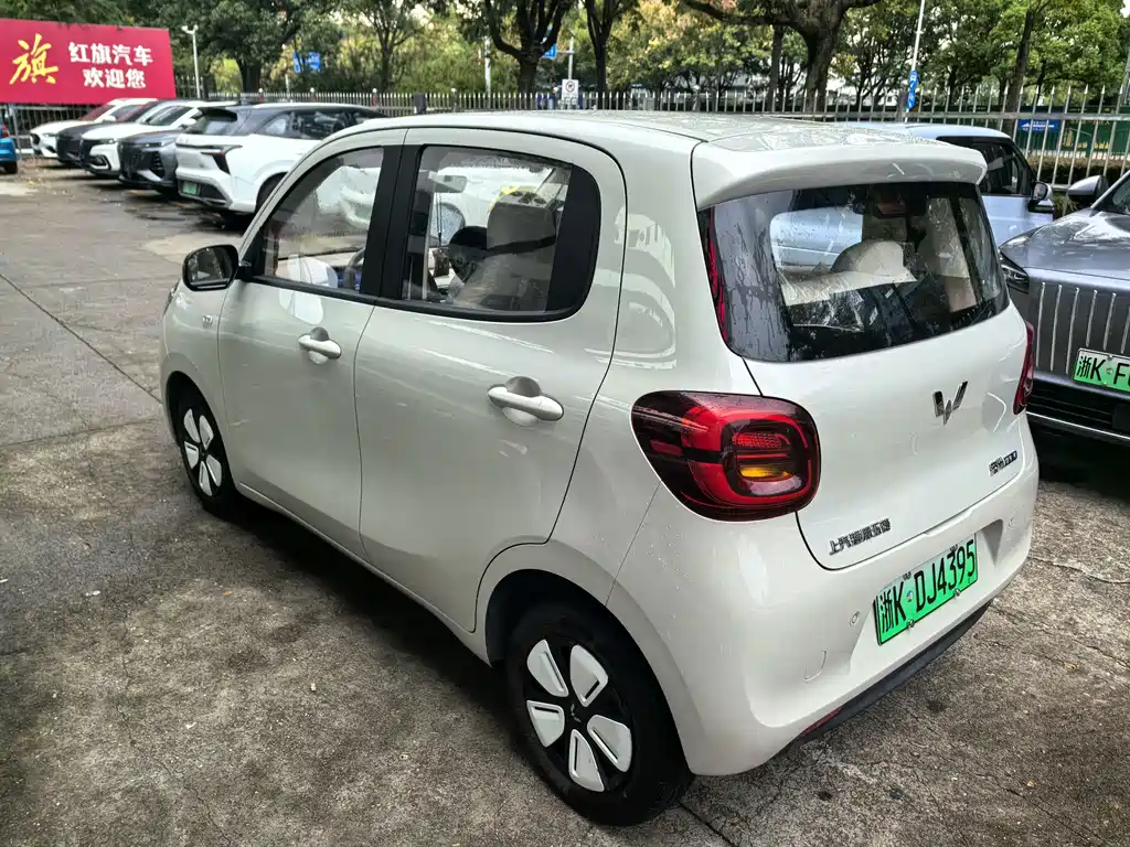 Wuling MINIEV — миниатюра 9