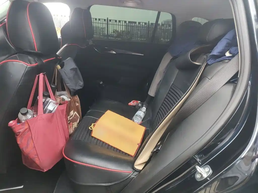 Buick Envision Plus — миниатюра 13