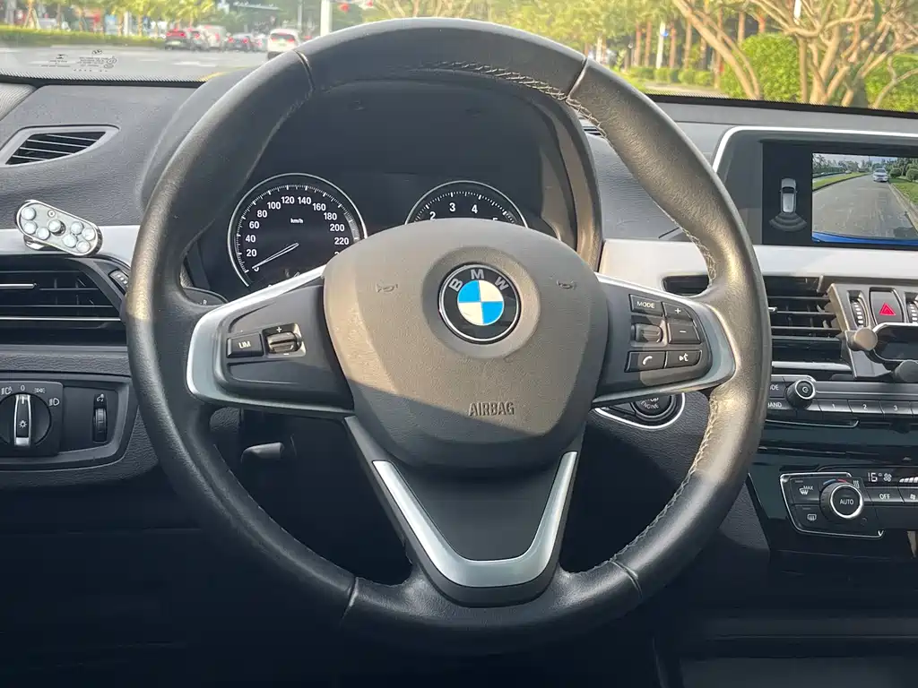 BMW X1 — миниатюра 5