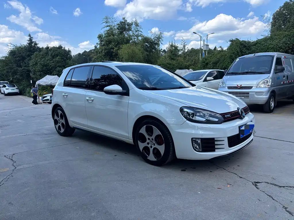 Volkswagen Golf GTI — миниатюра 3