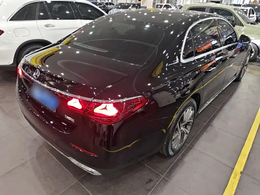 Mercedes-Benz E-Class E 2025 E 300 L Fashion