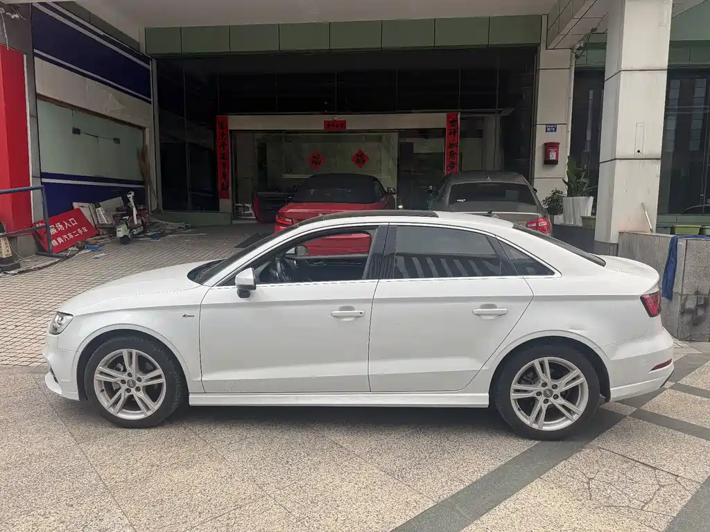 Audi A3 — миниатюра 3
