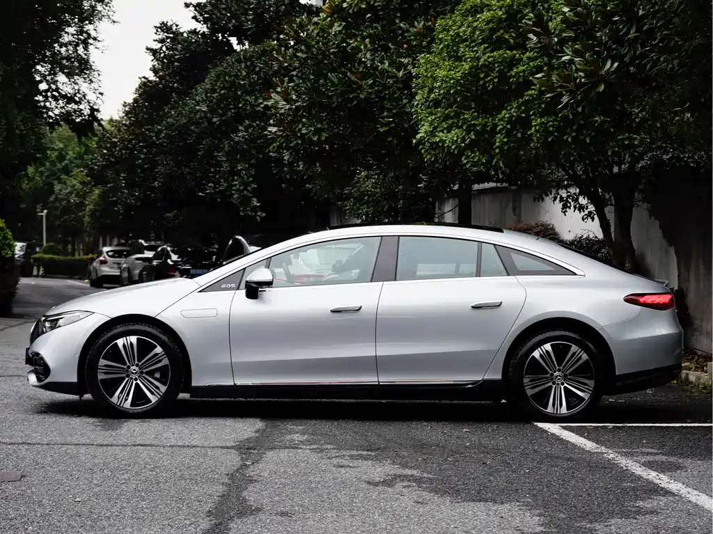 Mercedes-Benz EQS — миниатюра 3