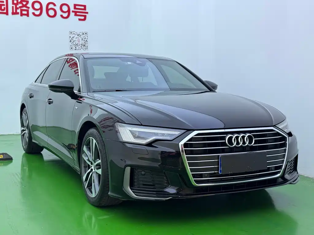 Audi A6L 2022 40 TFSI Luxury