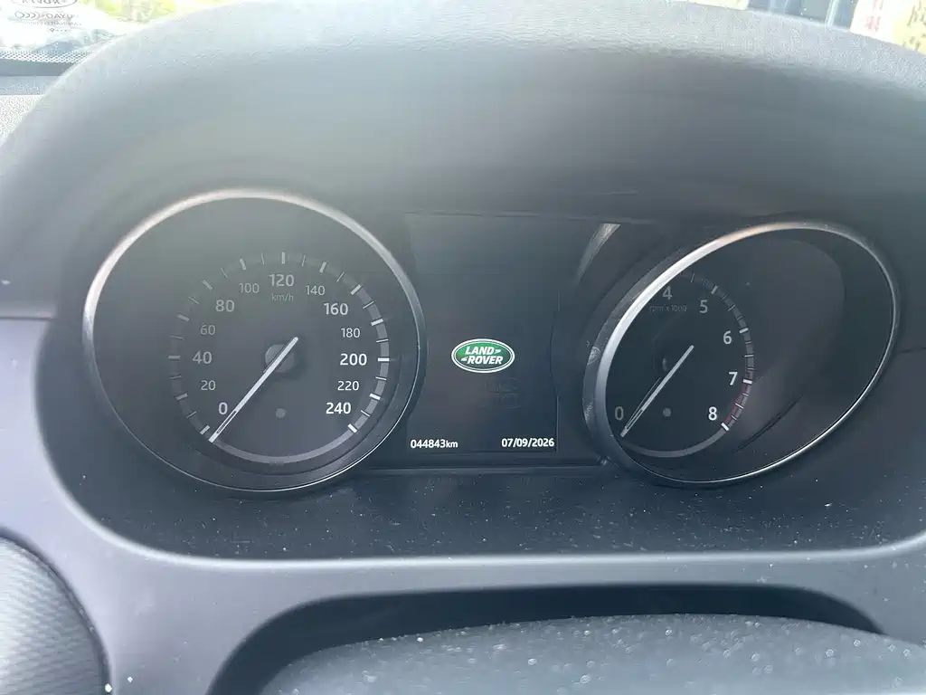 Land Rover Discovery Sport — миниатюра 5