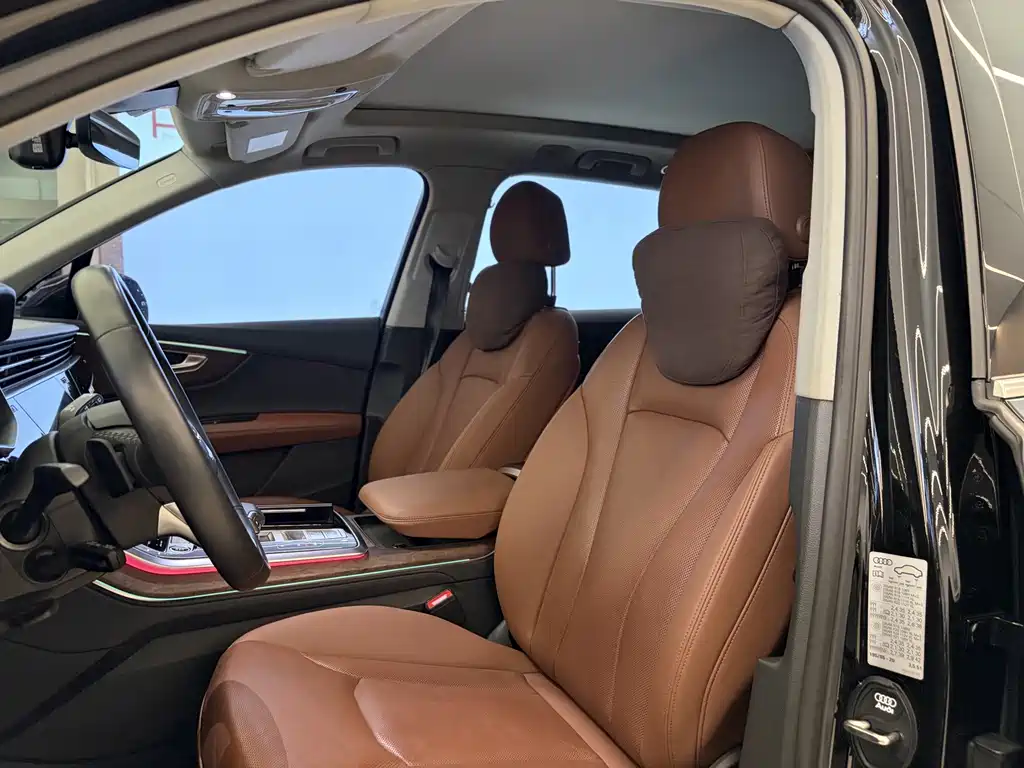Audi Q7 — миниатюра 7