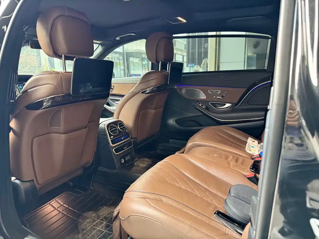 Mercedes-Benz S-Class — миниатюра 13