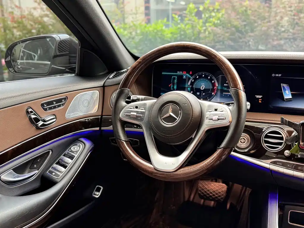 Mercedes-Benz S-Class — миниатюра 15