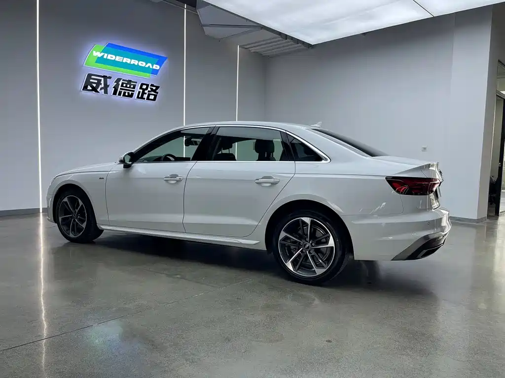 Audi A4L — миниатюра 4