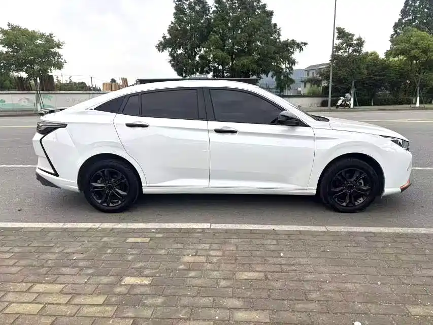 Changan Eado 2021 PLUS NE 1.4T GDI DCT Luxury