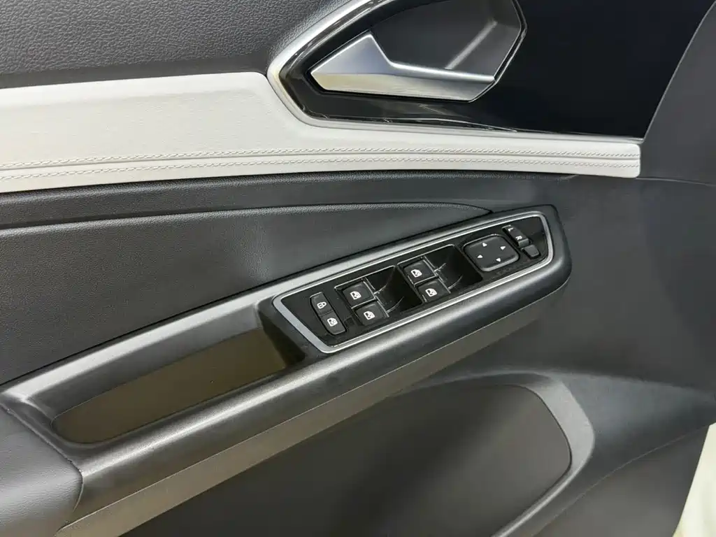 Jetta VS5 — миниатюра 10