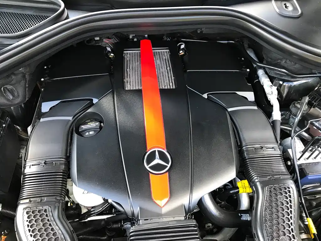 Mercedes-Benz GLE (Import) — миниатюра 26