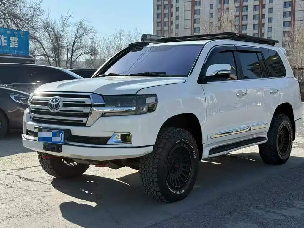 Toyota Land Cruiser 2012