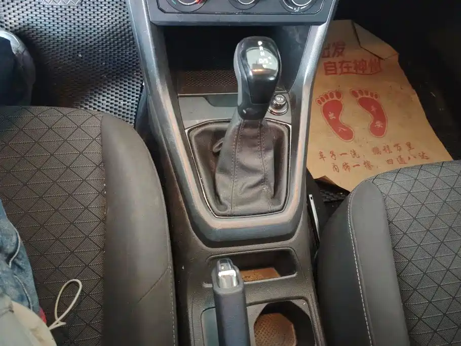 Volkswagen T-Cross — миниатюра 16