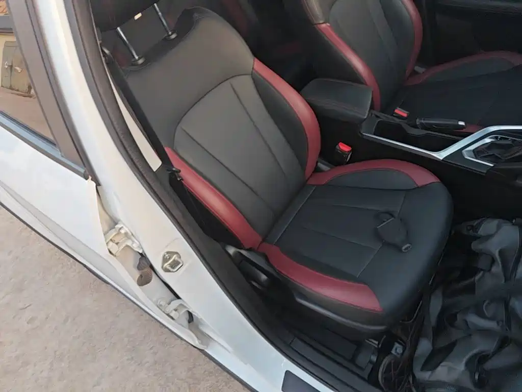 Geely Vision X3 — миниатюра 25
