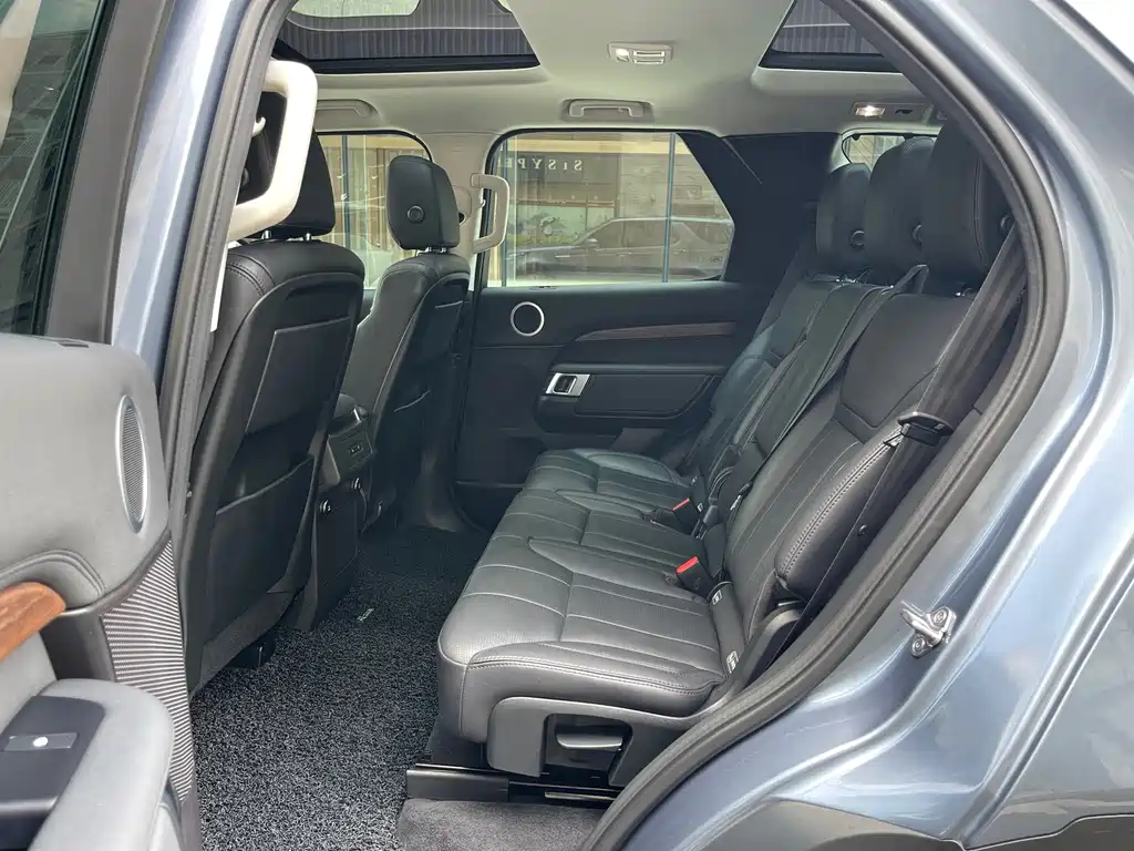 Land Rover Discovery — миниатюра 9