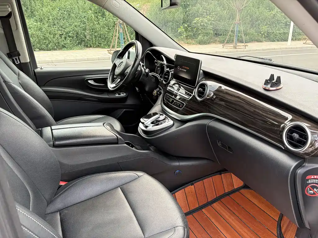 Mercedes-Benz V-Class V 2018 V 260 V