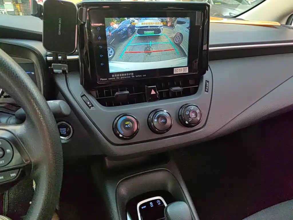 Toyota Corolla — миниатюра 13