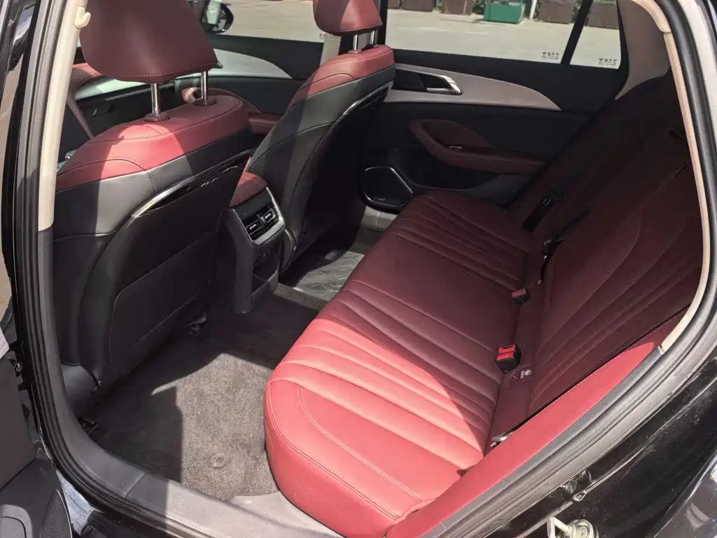 Hongqi H5 2023 1.5T DCT