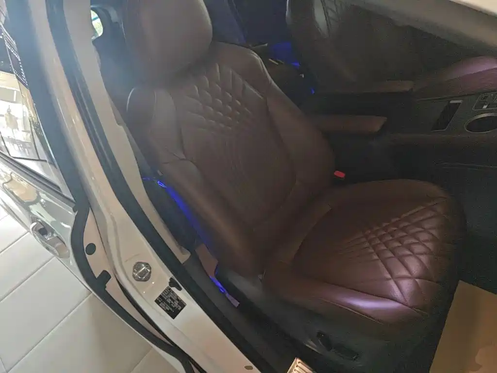 Toyota Sienna — миниатюра 25