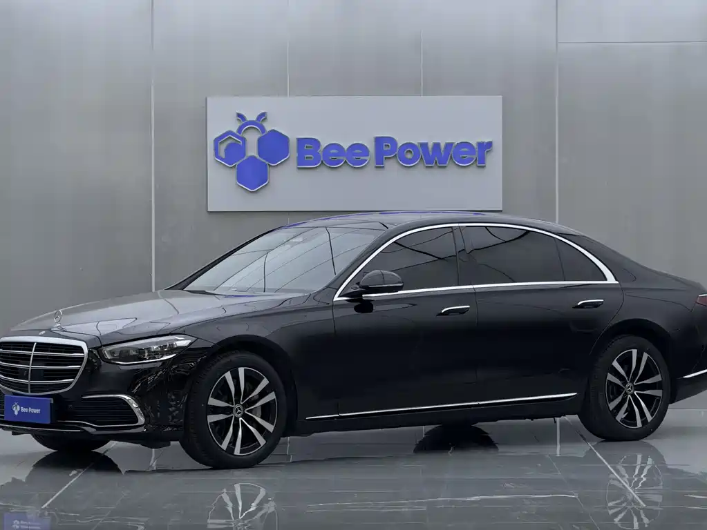 Mercedes-Benz S-Class 2023