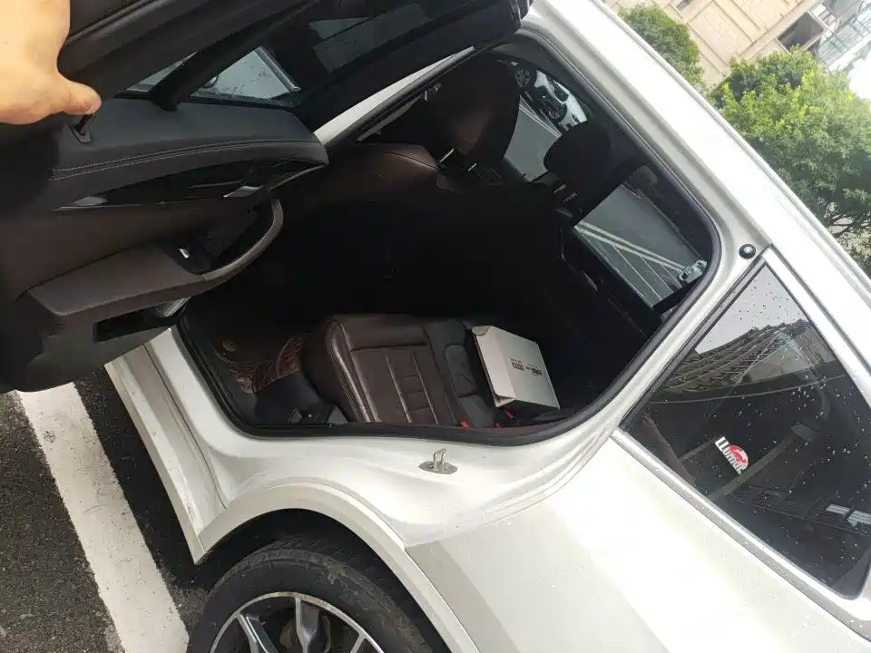 BMW X3 — миниатюра 6