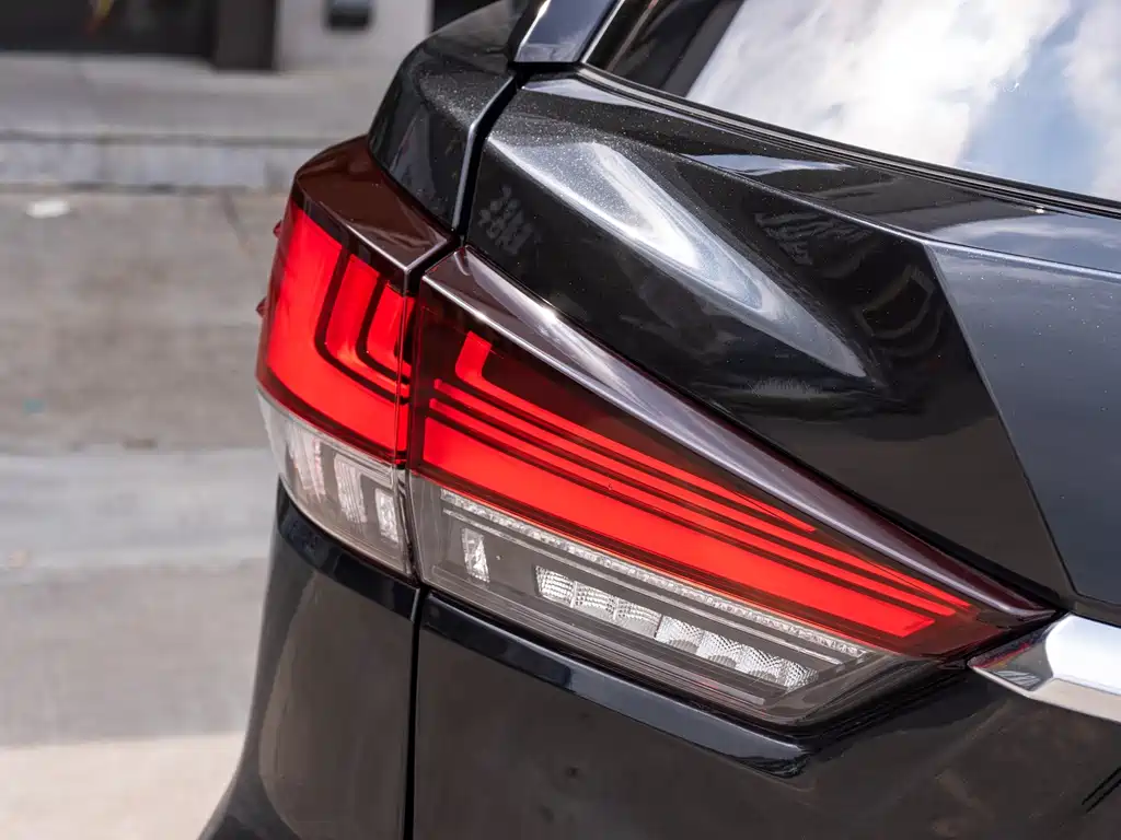 Lexus RX — миниатюра 7