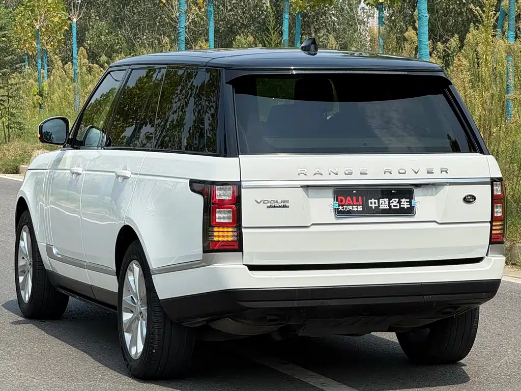 Land Rover Range Rover — миниатюра 7