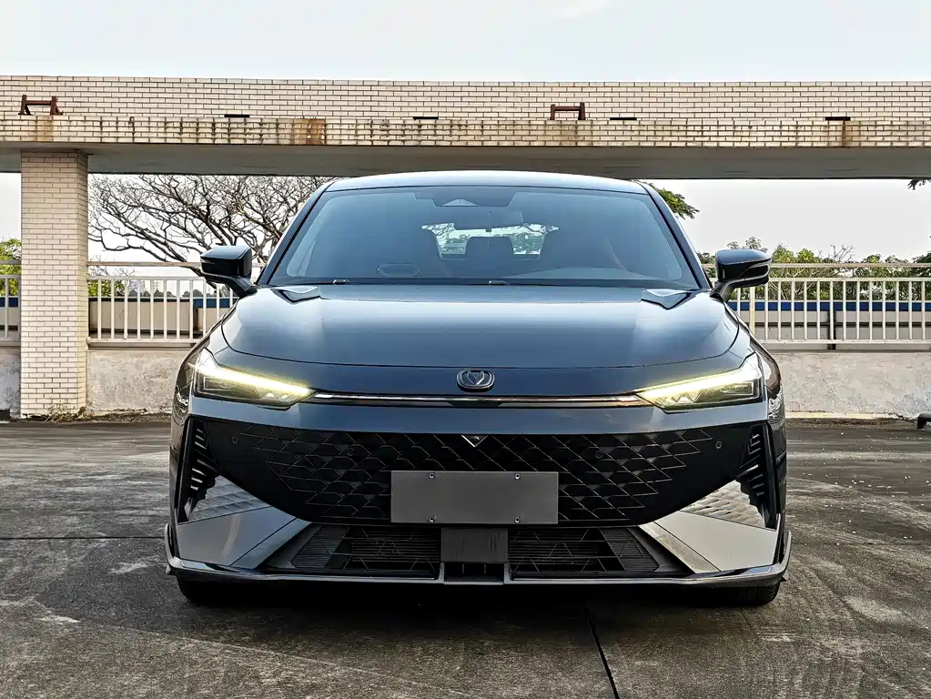 Changan UNI-V — миниатюра 2