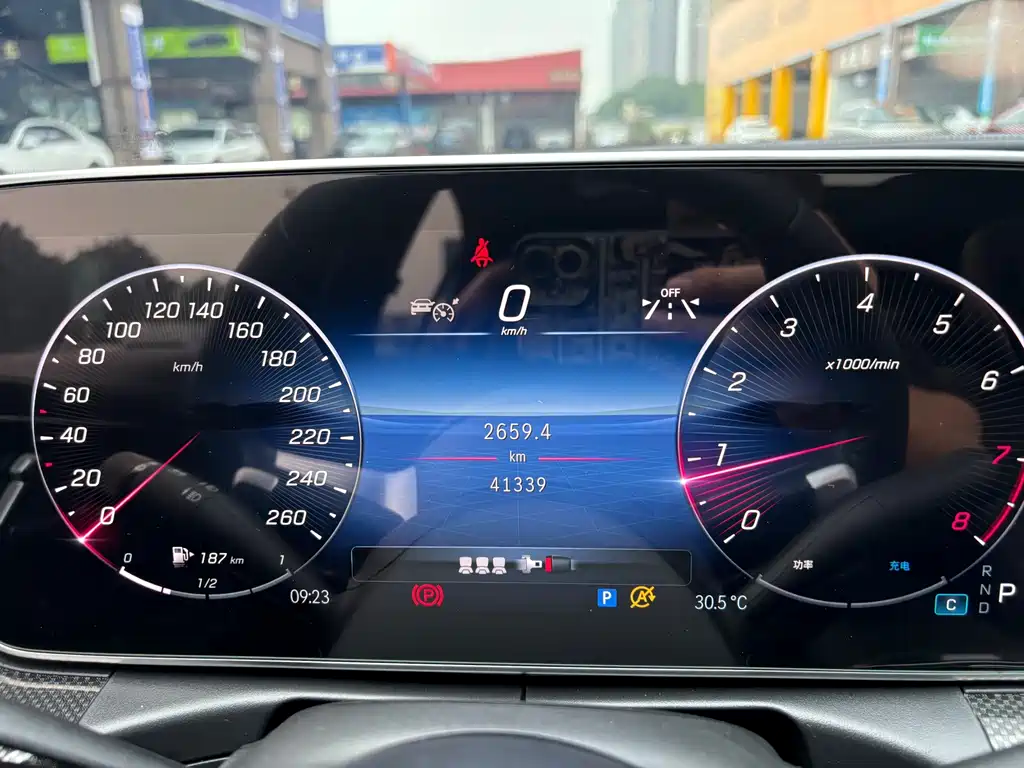 Mercedes-Benz C-Class — миниатюра 16