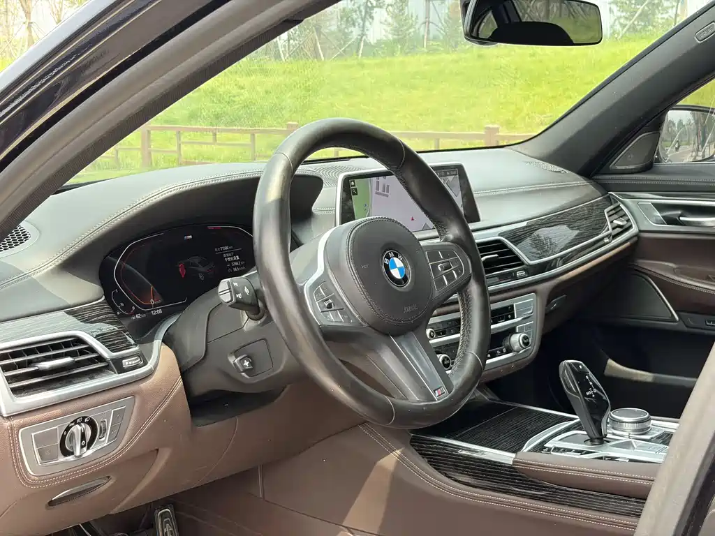 BMW 7 Series 7 2021 730Li M Sport